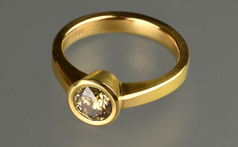 22ct Gold and Diamond ring 1317