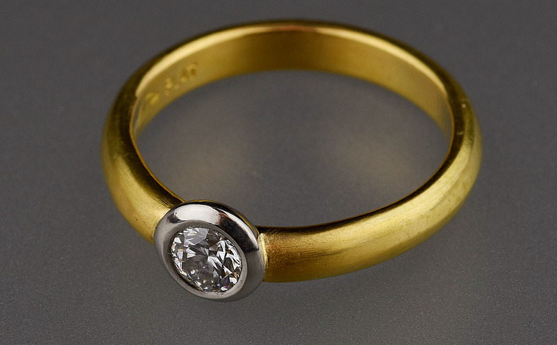 22ct Gold, Platinum and Diamond Ring 1531