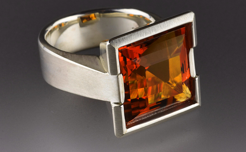 Sterling silver and citrine ring No 3802